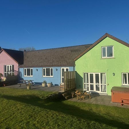 Trenewydd Farm Holiday Cottages Cardigan Dış mekan fotoğraf